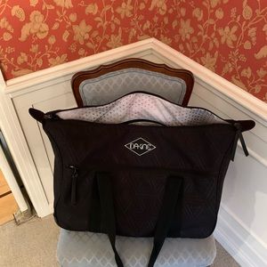 Dakine Carry On Rolling Duffel 35L
